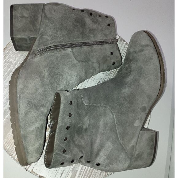 VANELI, Grey Block Heel Pull-On Ankle Boots, Woman Size 9.5 - Picture 6 of 7
